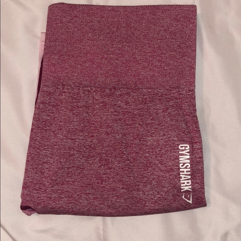 • Pink Ombré Gymshark Leggings •